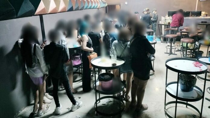 ซอง