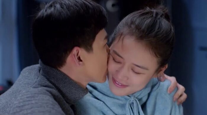 ก้อง-จอย-ท็อป