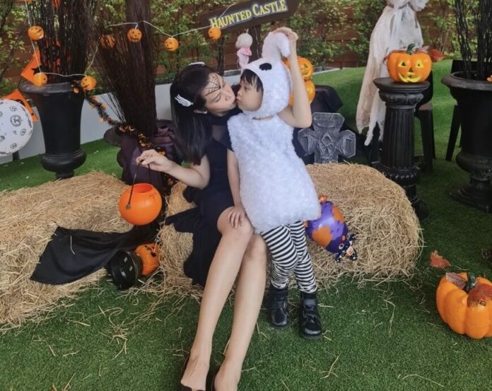 อี๊ฟ พุทธธิดา แจ้งกักตัว