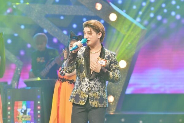 ธีรภัทร