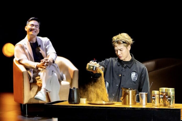 แจ็คสัน หวัง เปิดตัวตน