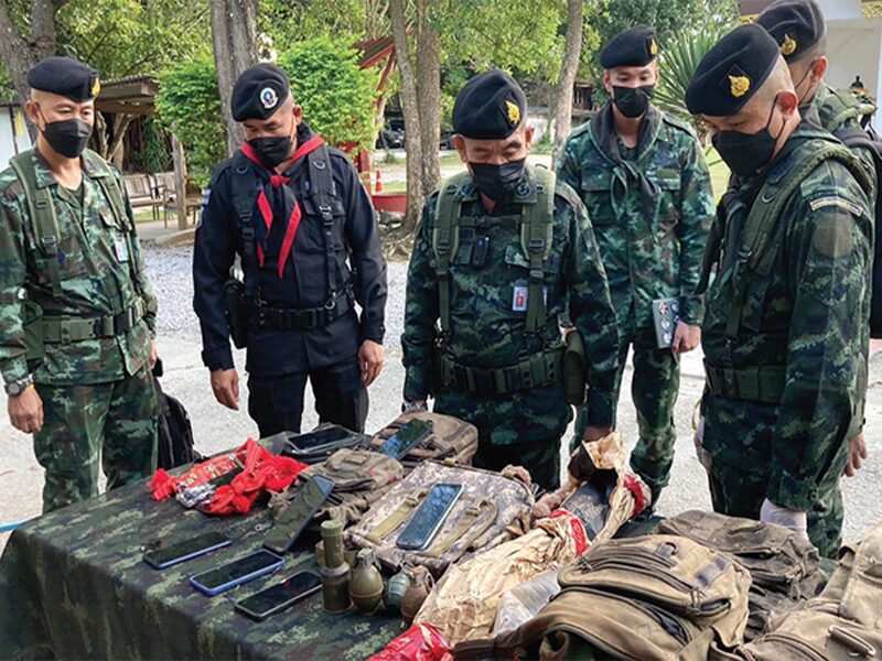 สดจากสนามข่าว - ย้อนนาทีปะทะเดือดกลางป่า จับตาย 15 ศพคาราวานยานรก ยึดไอซ์บิ๊กล็อต 396 กิโลกรัม