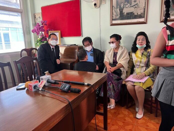 หนึ่ง จักรวาล เคลียร์ใจ