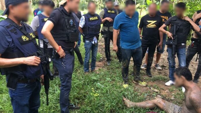 ล้ม