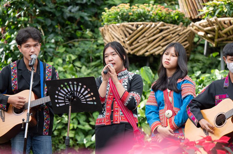 ดอกไม้ที่เบ่งบาน