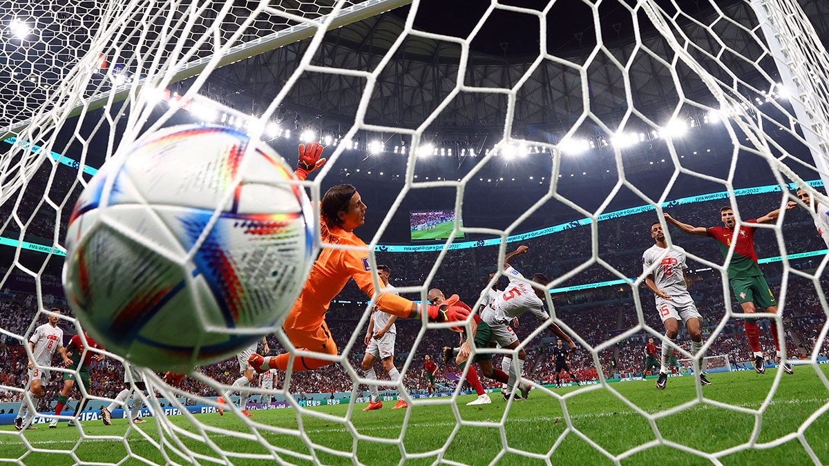 ภาพชุด : ฟุตบอลโลก 2022 โปรตุเกส รัวยิงไม่ยั้งดับสวิส 6-1