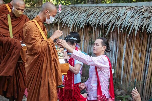 ฮาย อาภาพร