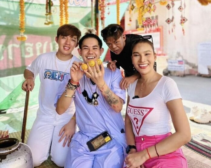 รีบพุ่งไปแผง!