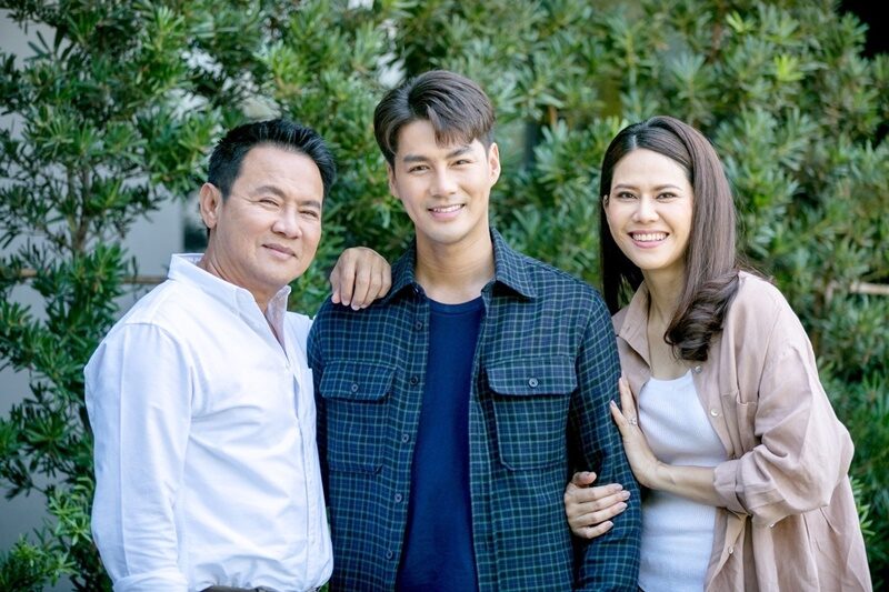18 มงกุฎสะดุดเลิฟ