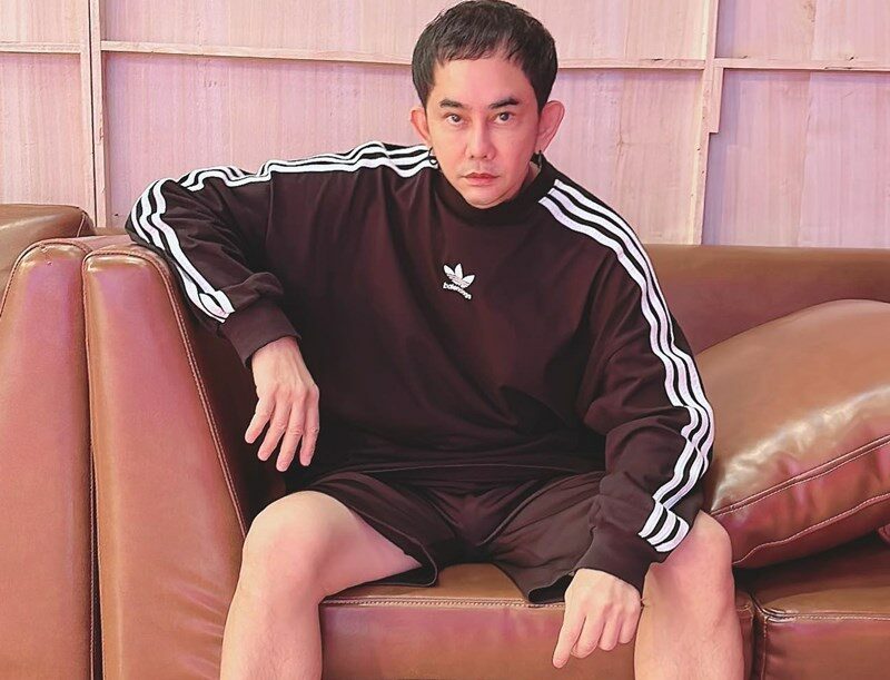 พชร์ อานนท์