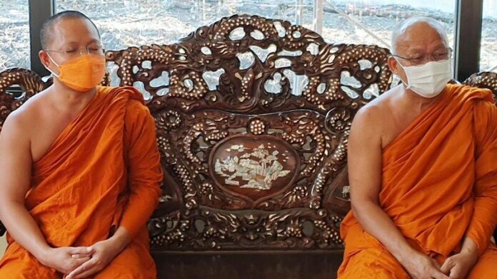 เจ้าอาวาส