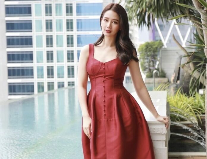 ชาวเน็ตจี้ 'โม อมีนา