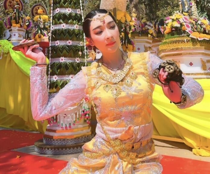 อิมอิม ถ่ายรูปติดแสงปริศนา