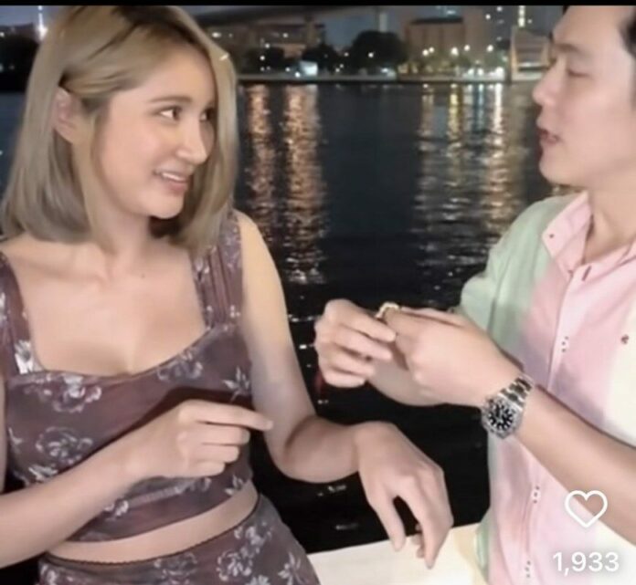 มินดา ไม่ซีเรียส