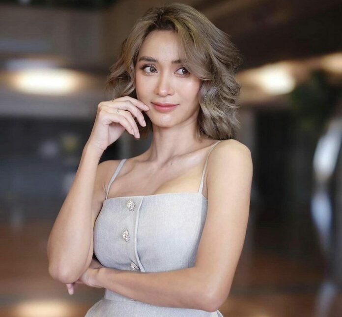 มินดา ไม่ซีเรียส
