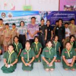 ศูนย์ศิลปฯ มรภ.ราชนครินทร์ จัดอบรมทำพวงกุญแจ และร่มกันแดดจากผ้าขาวม้า 