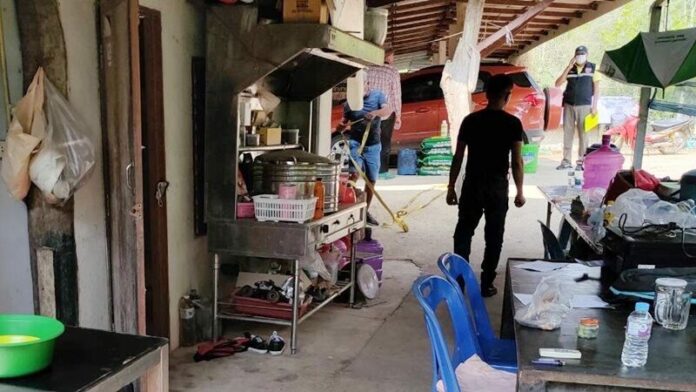 หลังบ้าน