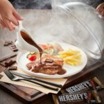 ‘ซานตา เฟ่’ เสิร์ฟความอร่อยฉลอง 20 ปี รังสรรค์เมนูพิเศษ ‘สเต๊กกับช็อกโกแลต’ ความแตกต่างที่ลงตัว