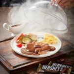 ‘ซานตา เฟ่’ เสิร์ฟความอร่อยฉลอง 20 ปี รังสรรค์เมนูพิเศษ ‘สเต๊กกับช็อกโกแลต’ ความแตกต่างที่ลงตัว