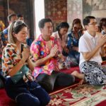 องอาจ-มาดามเดียร์-ดร.เอ้ นำทีม ผู้สมัคร ส.ส.กทม.ปชป. เล่นน้ำสงกรานต์ สยามสแควร์