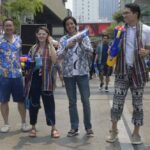 องอาจ-มาดามเดียร์-ดร.เอ้ นำทีม ผู้สมัคร ส.ส.กทม.ปชป. เล่นน้ำสงกรานต์ สยามสแควร์