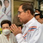 “บิ๊กตู่” นำทัพ “รวมไทยสร้างชาติ” ขึ้นรถ 6 ล้อ ขนขบวนแห่ ยื่นใบสมัคร ส.ส.เขต