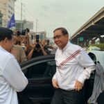 “บิ๊กตู่” นำทัพ “รวมไทยสร้างชาติ” ขึ้นรถ 6 ล้อ ขนขบวนแห่ ยื่นใบสมัคร ส.ส.เขต