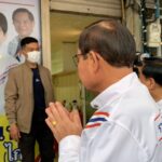 “บิ๊กตู่” นำทัพ “รวมไทยสร้างชาติ” ขึ้นรถ 6 ล้อ ขนขบวนแห่ ยื่นใบสมัคร ส.ส.เขต