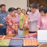 น้อมนำพระดำริ "ผ้าไทยใส่ให้สนุก" ปลัด มท. จับมือนายกฯแม่บ้าน มท. นำทีมผู้เชี่ยวชาญผ้าไทย โค้ชชิ่ง “ผ้าลายดอกรักราชกัญญา” ลุย14 จังหวัดปักษ์ใต้