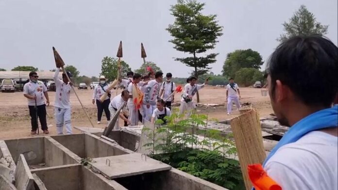 เก็บศพไร้ญาติ