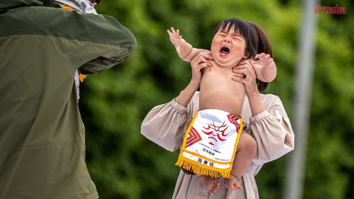 ญี่ปุ่นจัดเทศกาล "ซูโม่ร้องไห้" หลังงด 4 ปีในสถานการณ์โควิด-19