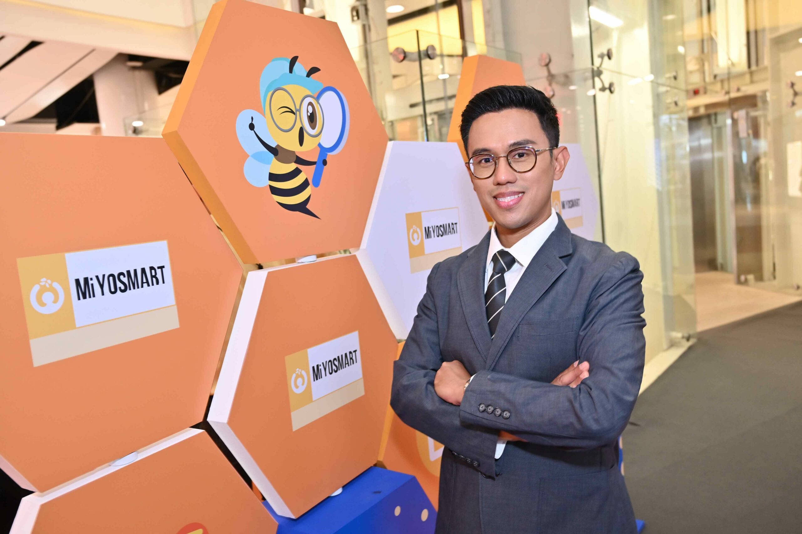 https://www.khaosod.co.th/wpapp/uploads/2023/05/%E0%B8%99%E0%B8%9E.-%E0%B8%A7%E0%B8%A3%E0%B8%B2%E0%B8%81%E0%B8%A3-%E0%B9%80%E0%B8%97%E0%B8%B5%E0%B8%A2%E0%B8%A1%E0%B8%97%E0%B8%B1%E0%B8%94-%E0%B8%99%E0%B8%B2%E0%B8%A2%E0%B9%81%E0%B8%9E%E0%B8%97%E0%B8%A2%E0%B9%8C%E0%B8%8A%E0%B8%B3%E0%B8%99%E0%B8%B2%E0%B8%8D%E0%B8%81%E0%B8%B2%E0%B8%A3%E0%B8%9E%E0%B8%B4%E0%B9%80%E0%B8%A8%E0%B8%A9-%E0%B8%AB%E0%B8%99-scaled.jpg
