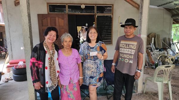 "น้ำเพชร" น้องเหมียว ให้โชค เจ้าของถูกรางวัลที่ 1 รับเงิน 6 ล้านบาท ในพื้นที่ จ.ศรีสะเกษ