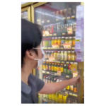 ติ๊กต็อกชื่อดัง อึ้ง ! สุ่มตรวจเครื่องดื่มวิตามินซีในตลาด พบวิตามินซีสูงถึง 500 mg เทียบเท่าการทานยาวิตามินซี 1 เม็ด