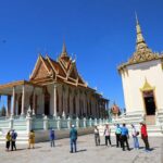 เต็มอิ่ม! ‘เครือมติชน’ ควง ‘หน่อง-กิ๊ฟ’ พาผู้โชคดีกิจกรรมเชียร์ลัดฟ้า ทัวร์พนมเปญ-เชียร์ลูกยางสาวไทยสู้ศึกซีเกมส์