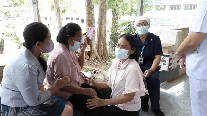 แม่