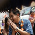 ‘พิธา’ ขอบคุณประชาชน ผลโพลหนุนนั่งนายกฯ ย้ำโค้งสุดท้าย ฝ่าการเมืองสาดโคลน