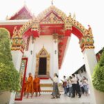 เรายกวัดมาไว้ที่เซเว่นฯ สัญจร “วันวิสาขบูชา” นำพนักงานประชาชนร่วม สวดมนต์ เวียนเทียน วัดผาณิตาราม จ.ฉะเชิงเทรา