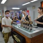 มอนซูน แวลลีย์ เปิดบูธแจก ‘น้ำองุ่นชีราซ’ ร่วมฉลองวันชาติ