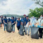 กองสาธารณสุขและสิ่งแวดล้อม เทศบาลตำบลกะรน จับมือชมรมจิตสาธารณะ ซีพี ออลล์ ร่วมฟื้นฟูชายหาดกะตะ ภูเก็ต 