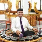 “มูลนิธิวิชัย ศรีวัฒนประภา”หนุนทุนเรียนสถาบันฯจิตรลดา  ปั้นนักเรียนคนแรก!!ของไทยจบหลักสูตรสร้างเครื่องดนตรี