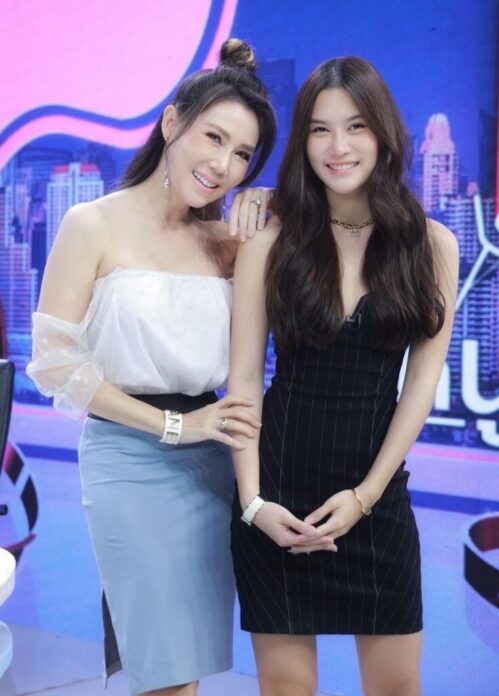 นักแสดงหน้าใหม่