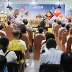พระอาจารย์ไพศาล วิสาโล ชี้แนวทางให้ใจเป็นสุข