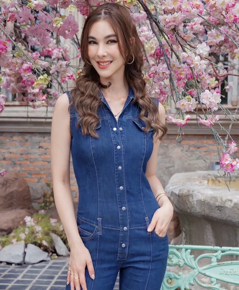 โบว์ เบญจวรรณ