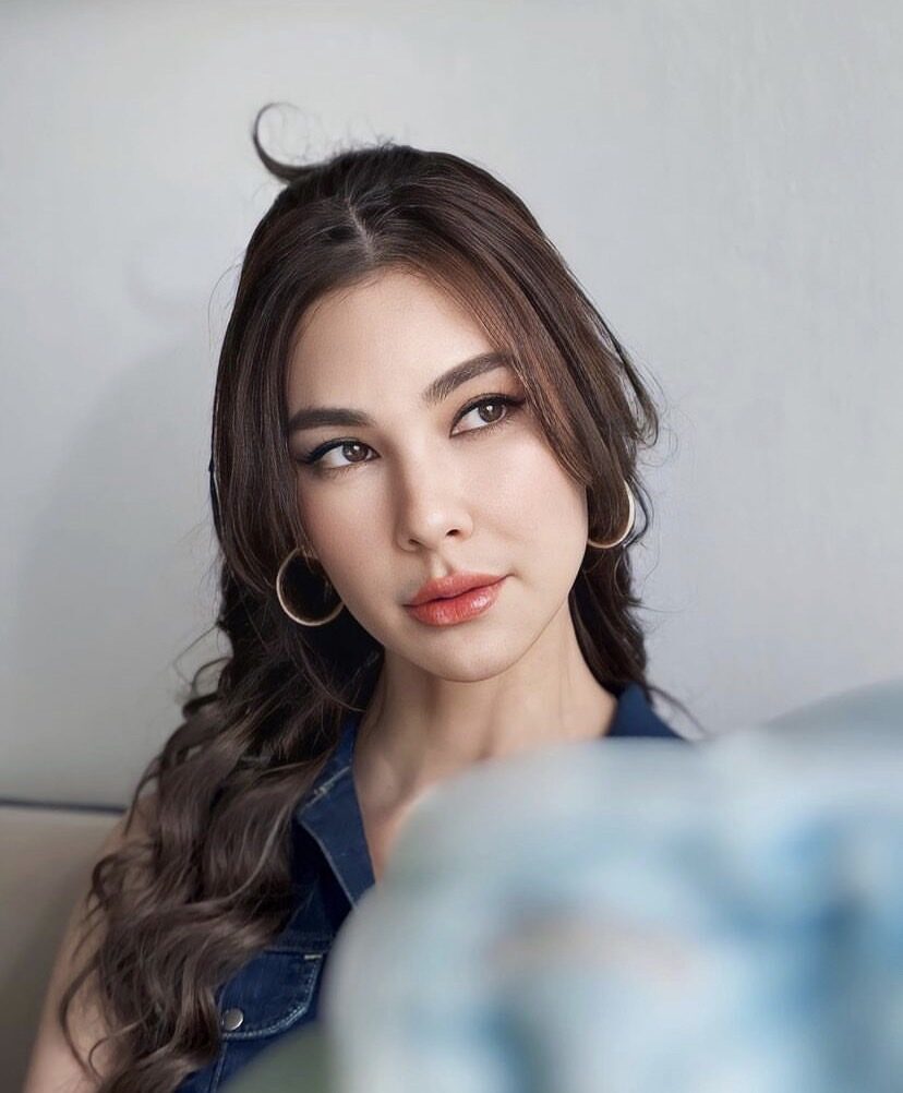โบว์ เบญจวรรณ