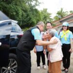 พ่อเมืองสุราษฎร์ เยี่ยมให้กำลังใจสองคุณแม่ 5 แผ่นดิน วันแม่แห่งชาติ 12 สิงหาคม