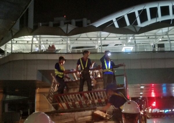 บีทีเอส แจงแล้ว สาเหตุแผ่นบัวตกแต่งขอบทางวิ่งร่วงหล่น เผยไม่ได้นิ่งนอนใจ ซ่อมเสร็จแล้ว-ไร้ผู้บาดเจ็บ