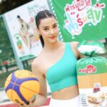 อแมนด้า ชู้ตบาส ดวลความแม่น ผู้ว่าฯ ชัชชาติ เปิดสนาม ฟาร์มสุข กับฟาร์มเฮ้าส์
