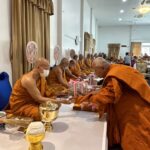 พุทธศาสนิกชน ร่วมน้อมถวายมุมิตาสักการะ พระครูประพัฒน์ เจ้าอาวาสวัดดวงแข