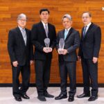 โฮมโปร คว้า 2 รางวัล : Outstanding CEO , CFO  